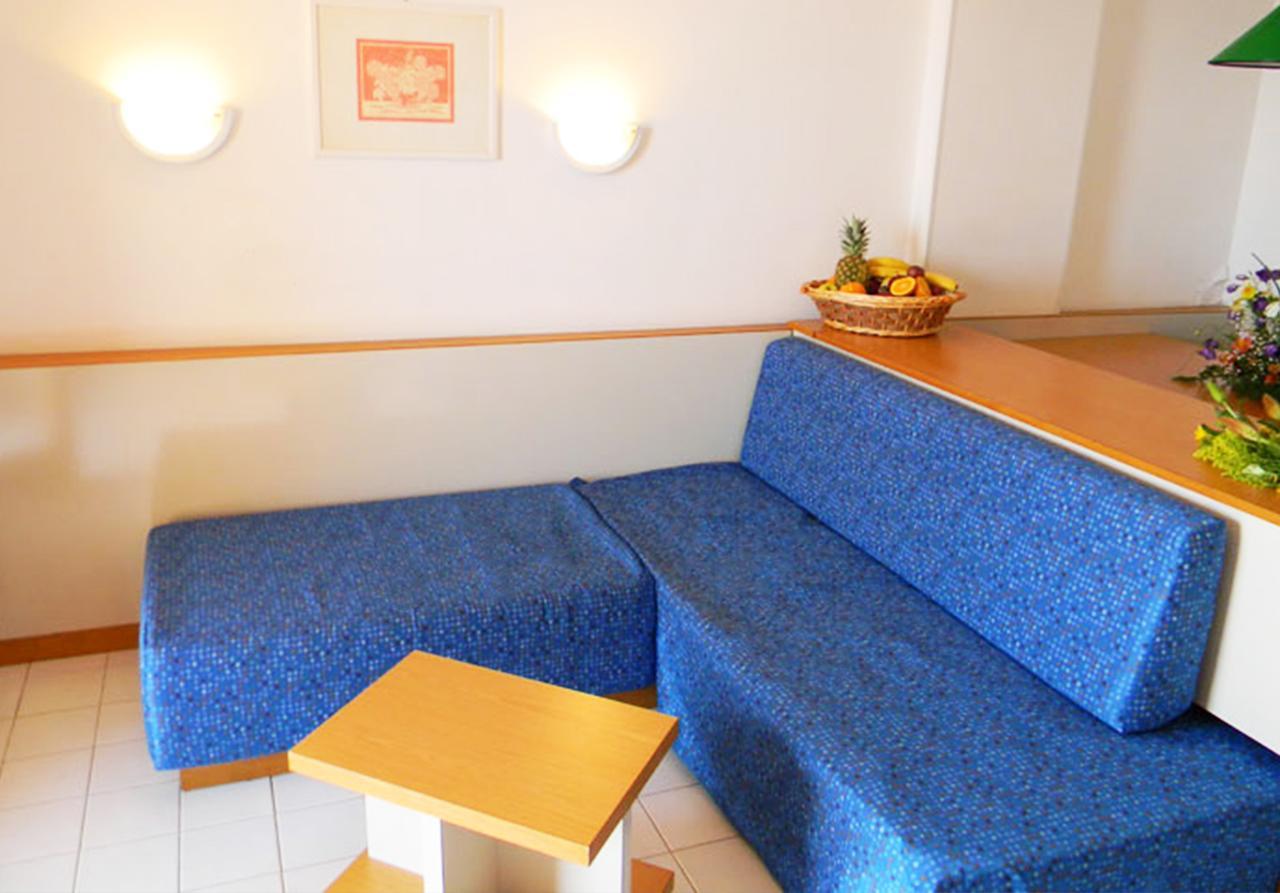Residence Letojanni Taormina Екстер'єр фото